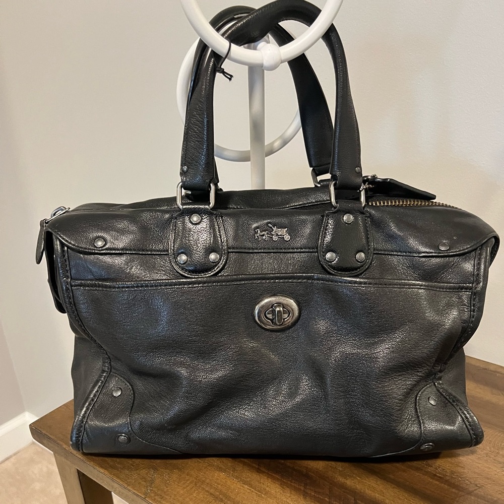 Authentic beauty Coach bag